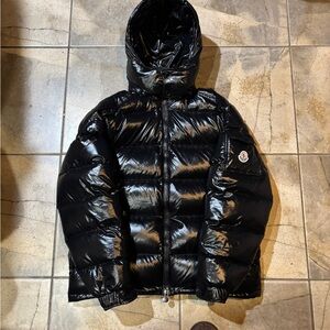 Black moncler Maya puffer jacket size xl